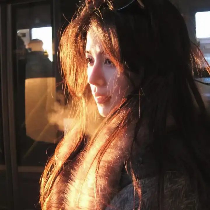 不要碰我的女儿 封面